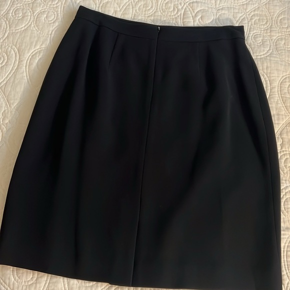 3 PIECE SUIT-PETITE SOPHISTICATE - Picture 6 of 6